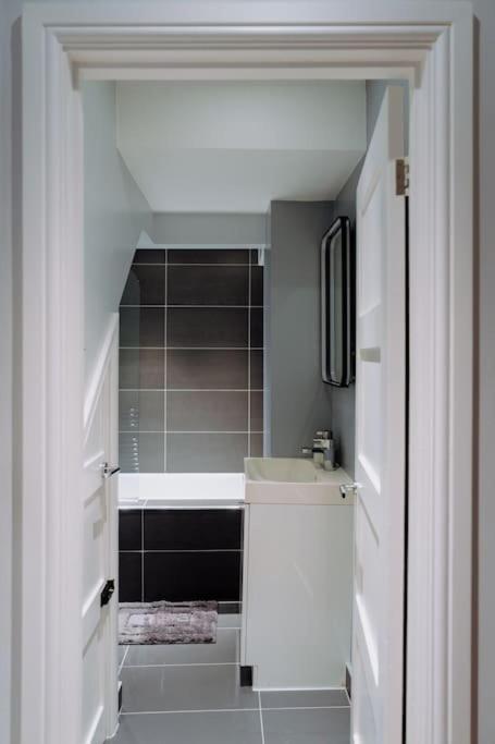 Apartmán Modern 1Br In Brixton - Just Renovated! Londýn Exteriér fotografie